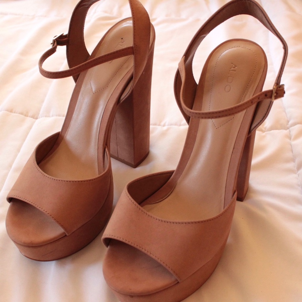 Aldo Kostas Nude Chunky Platform Strap Heels Sz 9